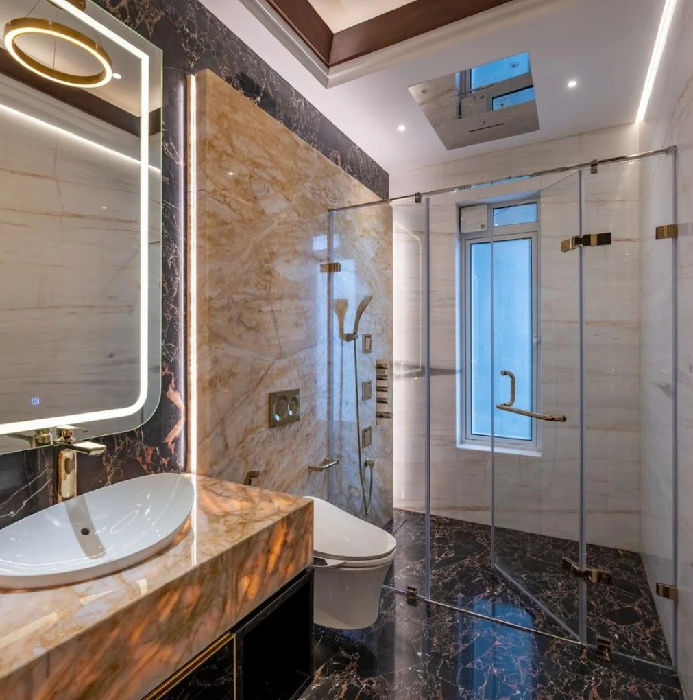 Mirror fabrication and installation in Bangalore